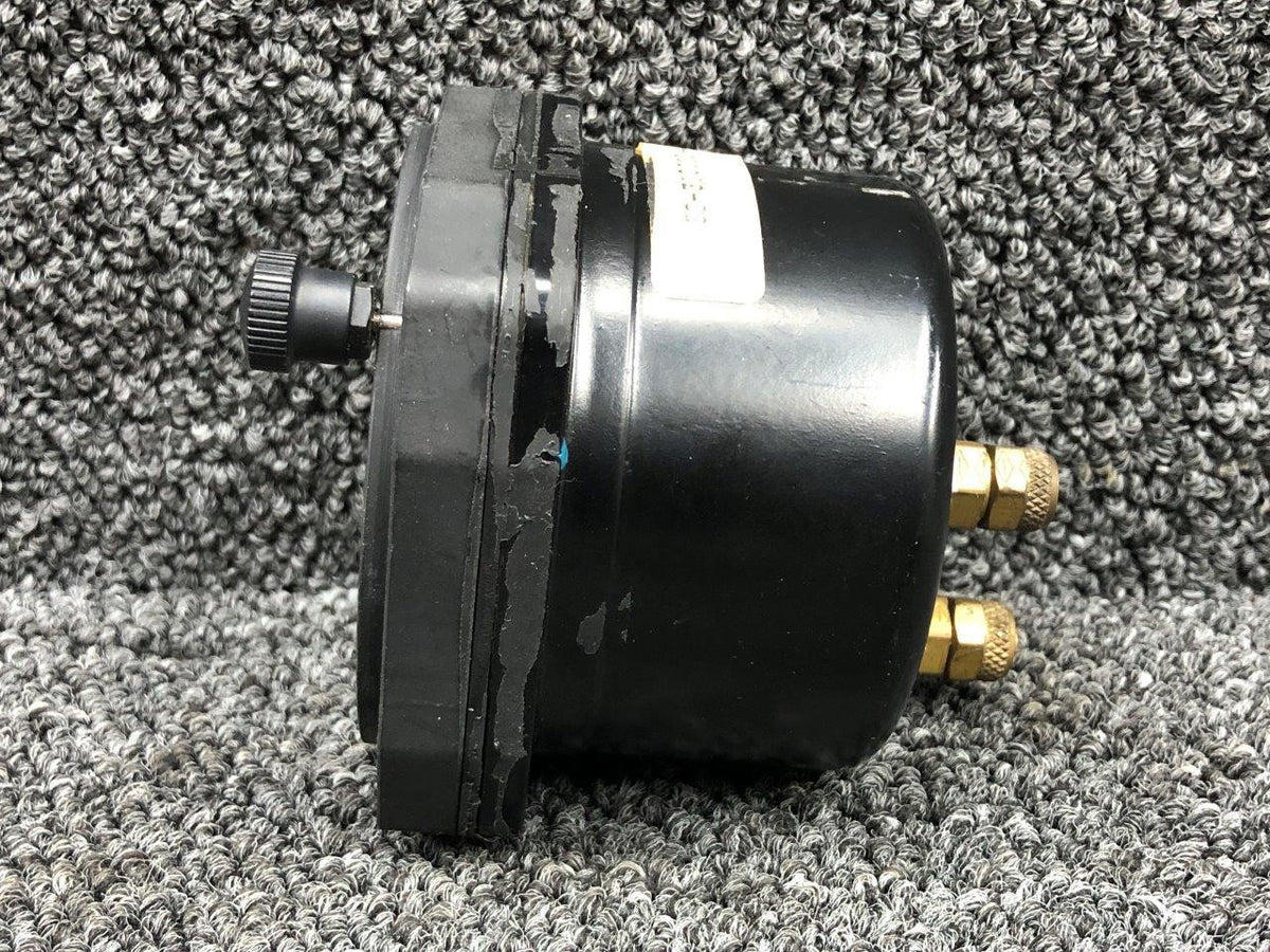 United Instruments Code: B.552 United Instruments Lighted, 28V Airspeed Indicator - Part No 8130