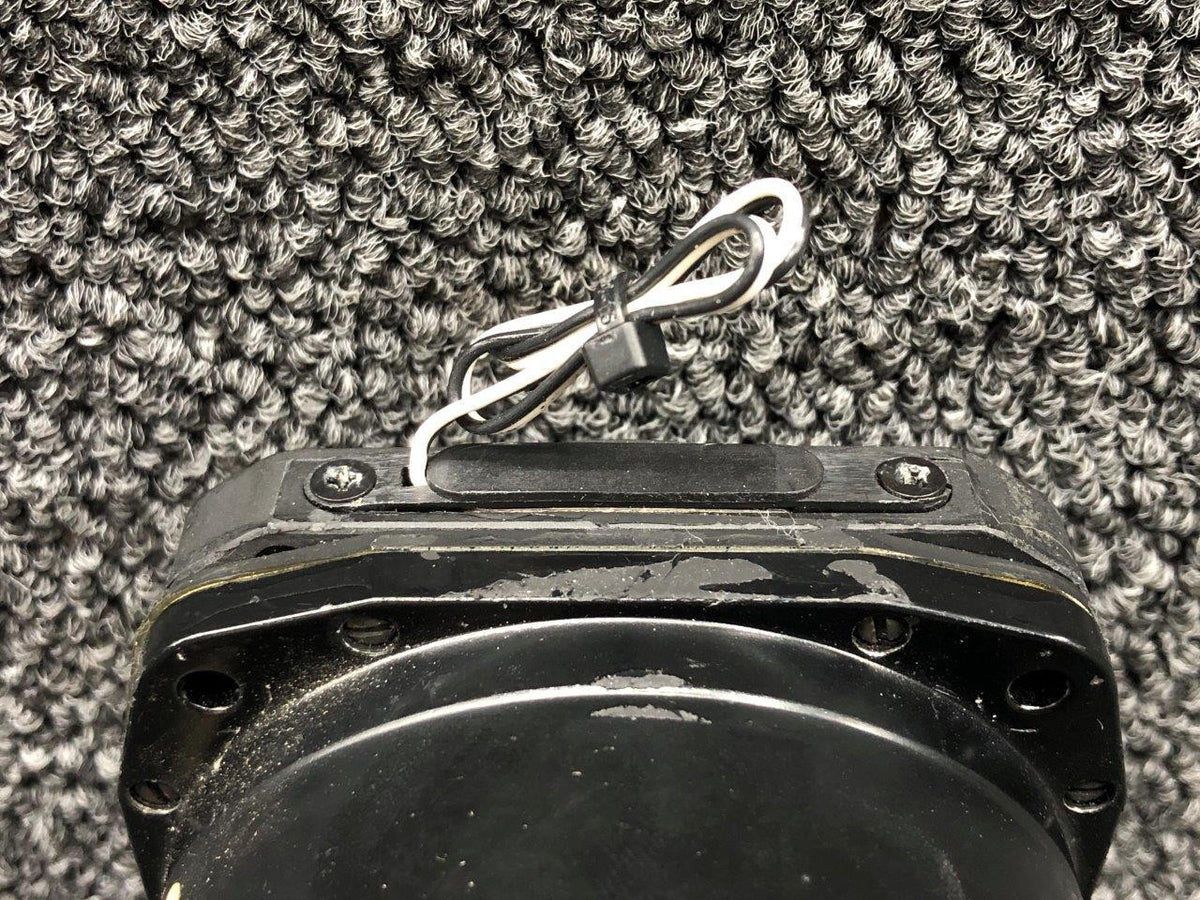 United Instruments Code: B.552 United Instruments Lighted, 28V Airspeed Indicator - Part No 8130