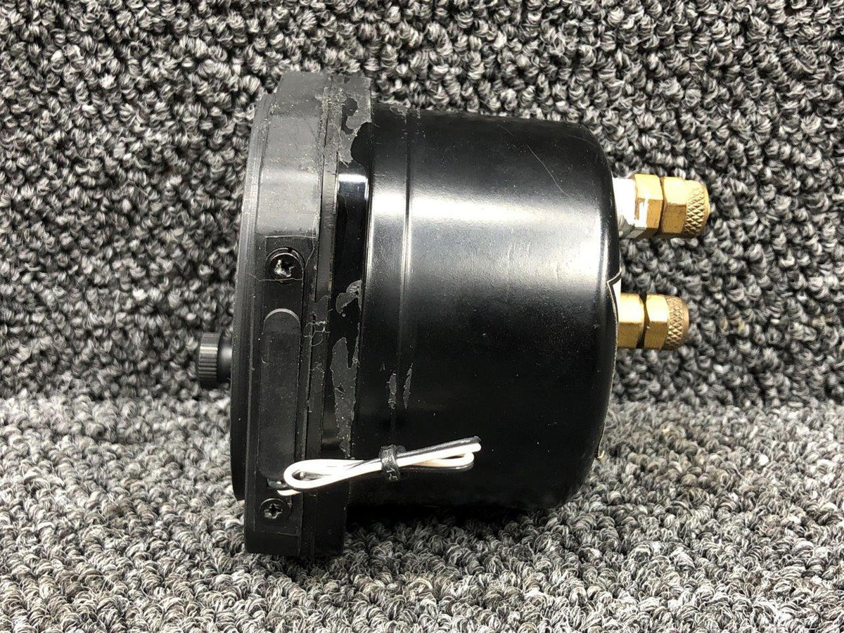 United Instruments Code: B.552 United Instruments Lighted, 28V Airspeed Indicator - Part No 8130