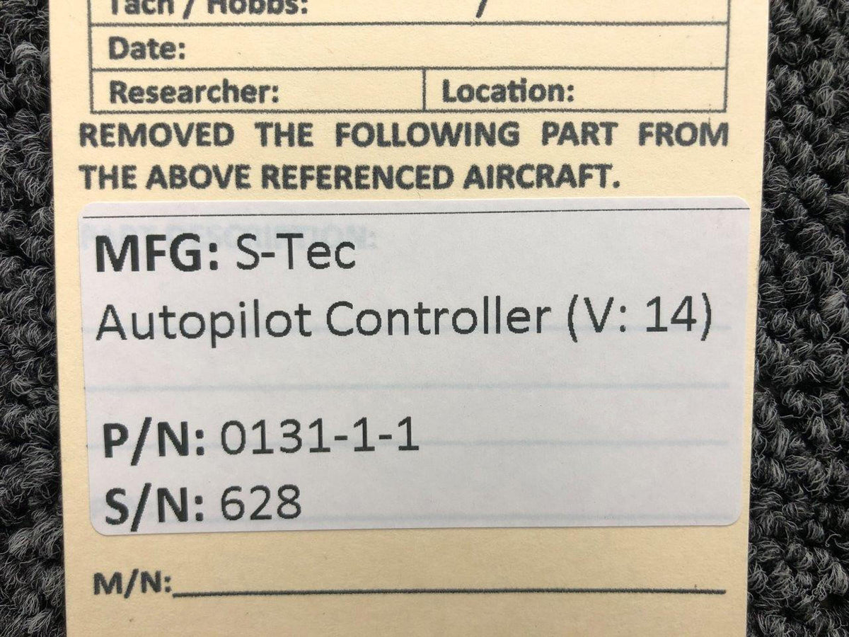 S-Tec Aviation Parts 0131-1-1 S-Tec Autopilot Controller (Volts: 14)