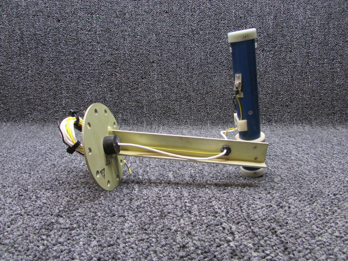 Consolidated Airborne Systems PAA700-7, FMB938-1 CAS Fuel Transmitter RH with Mount (Volts: 28)