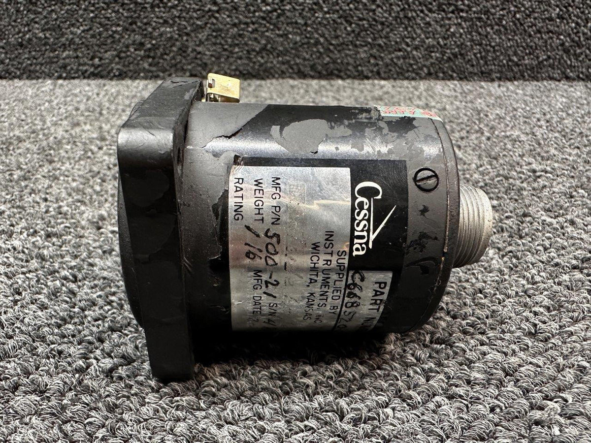 Instruments Inc 500-21 (Alt: C668520-0101) Instruments Outside Air Temperature Indicator