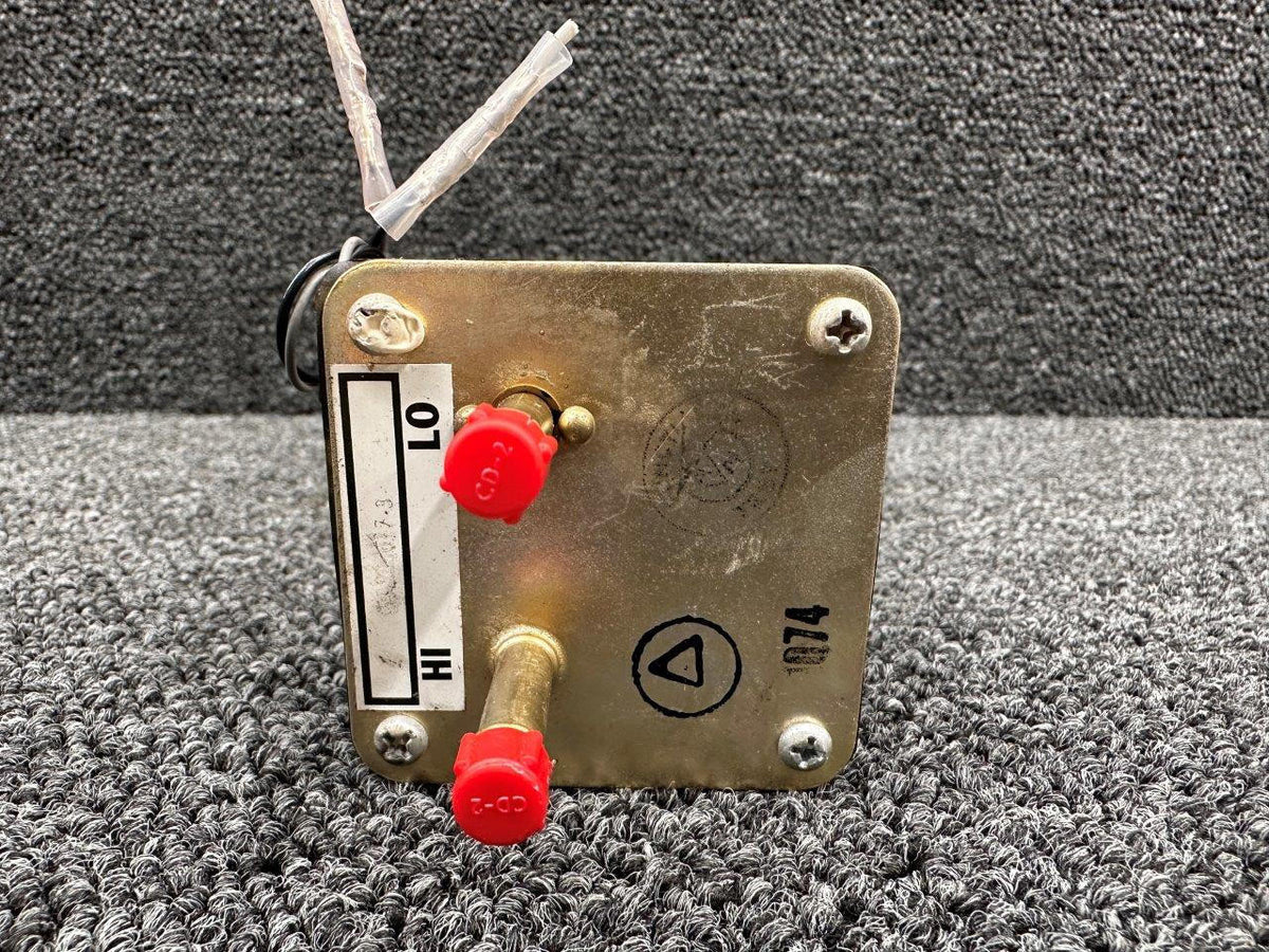 Airborne 1G9-38 Airborne Suction Gauge Indicator (Lighted with 13 Volts)
