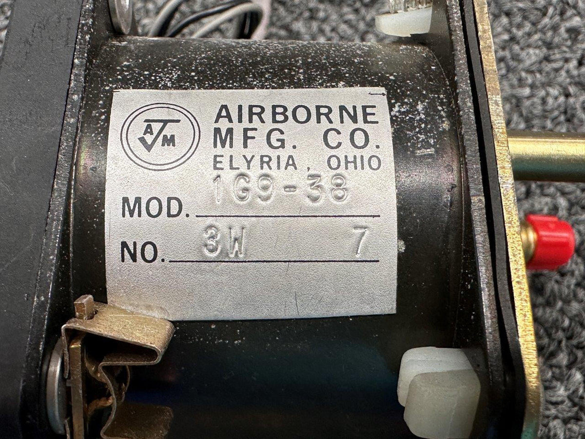Airborne 1G9-38 Airborne Suction Gauge Indicator (Lighted with 13 Volts)