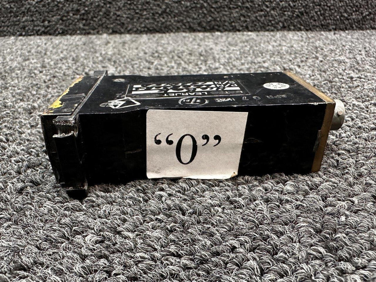 Hickok 820-649 (Alt: 6608208-5) Hickok Angle of Attack Indicator