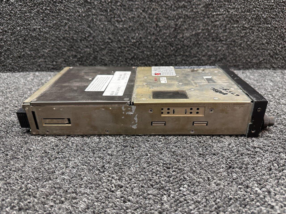 King Radio 066-04031-01, 071-01523-03 King Radio KLN-90A GPS Unit with Database (14 or 28V)