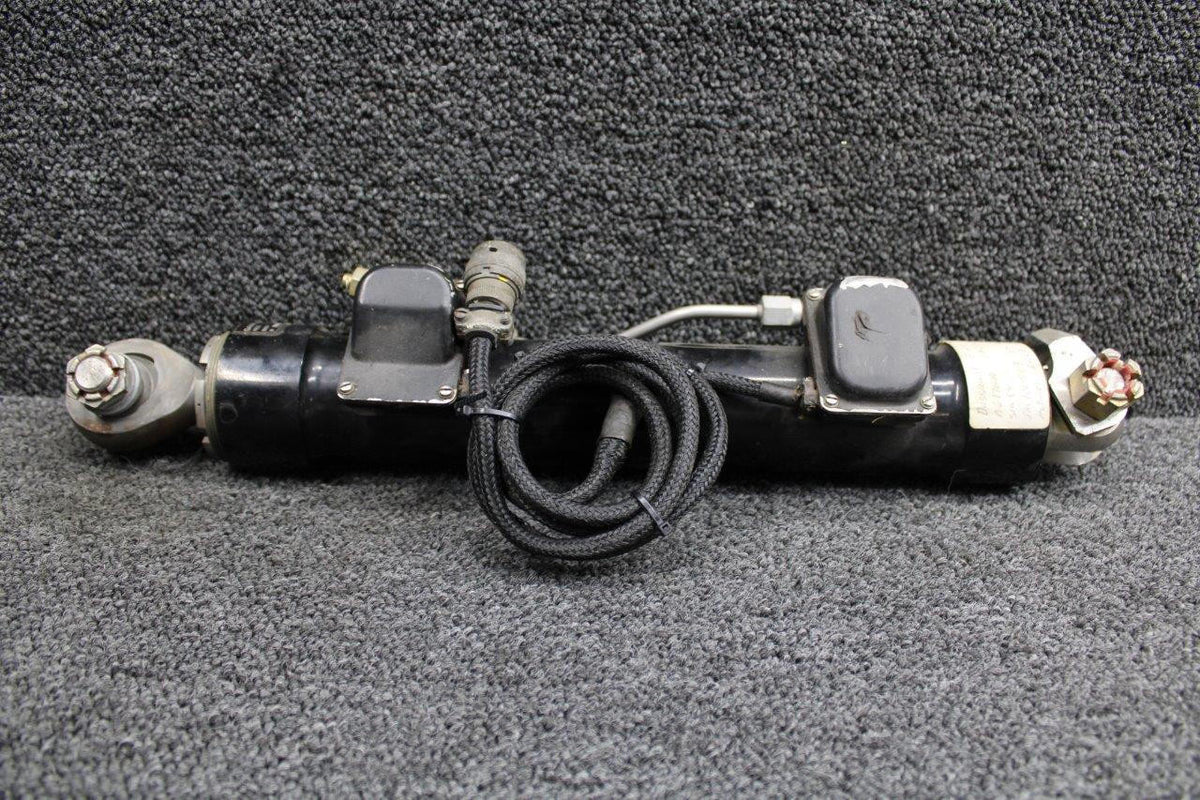 GAMD 106-51-3 GAMD Hydraulic Jack Actuator Right Hand