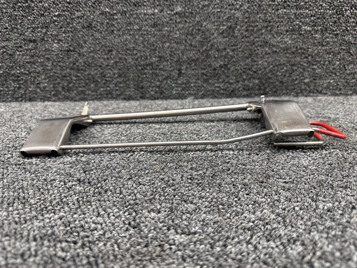 Beechcraft Parts 002-430055-2, 002-430008-136 Beech F33A Openable Window Latch Assembly RH
