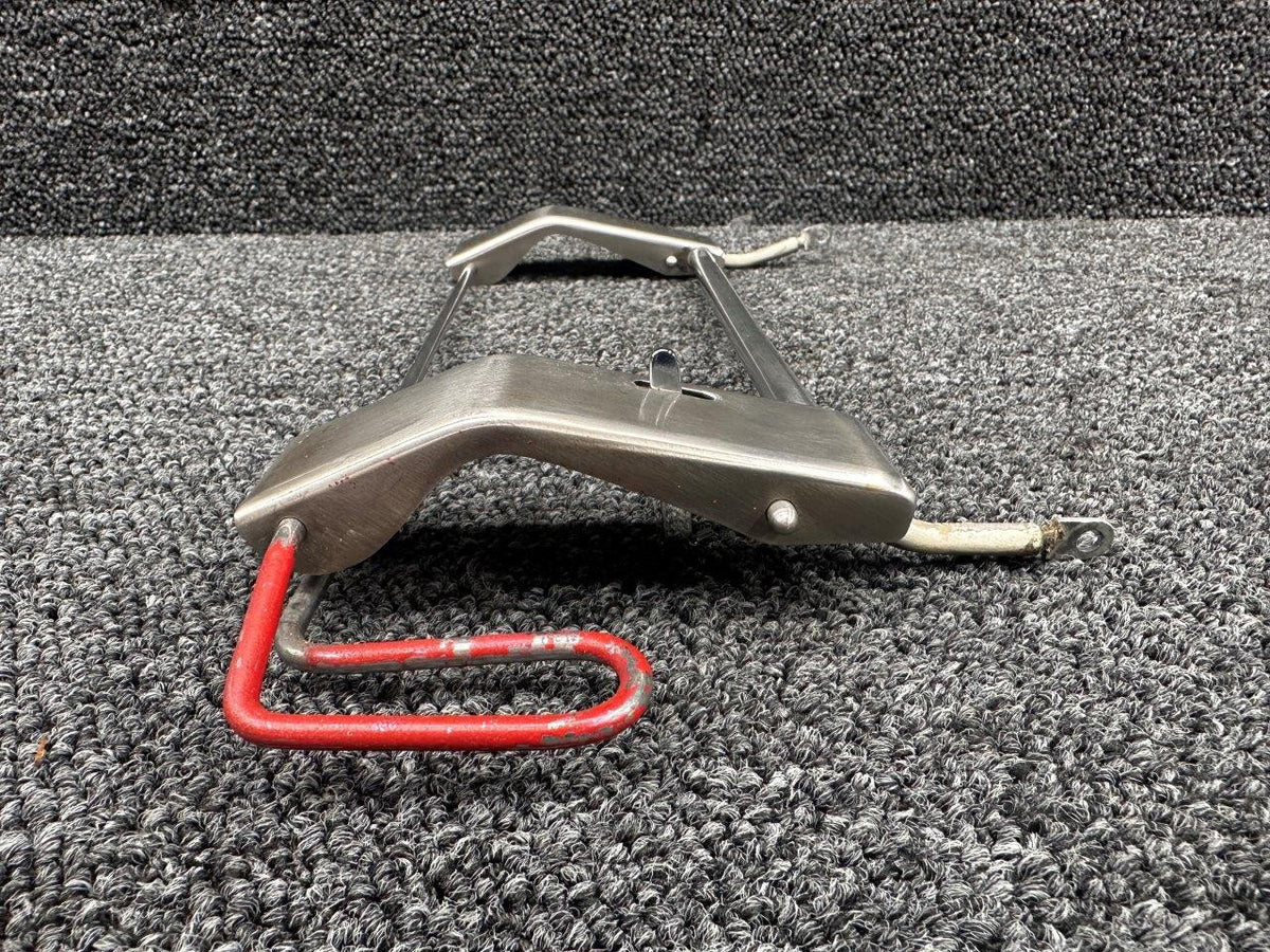 Beechcraft Parts 002-430055-2, 002-430008-136 Beech F33A Openable Window Latch Assembly RH