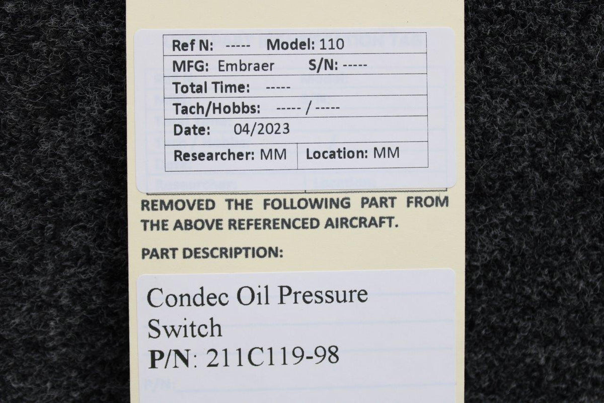 Condec 211C119-98 Condec Oil Pressure Switch