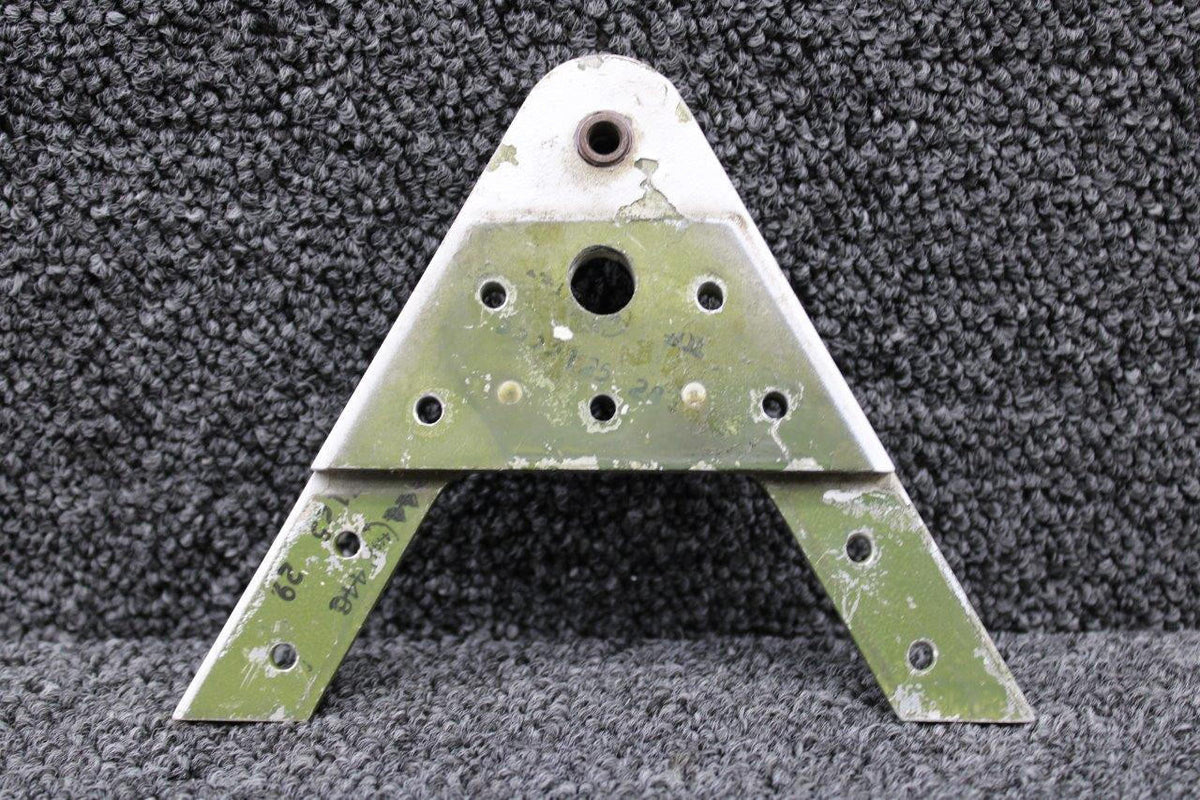 Cessna Aircraft Parts 5533125-30 Cessna Citation C-501 Rudder Plate Bracket