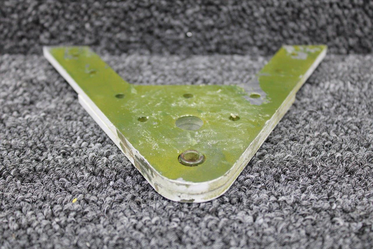 Cessna Aircraft Parts 5533125-30 Cessna Citation C-501 Rudder Plate Bracket
