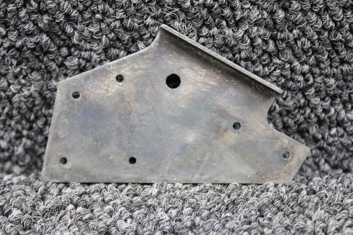 Cessna Aircraft Parts 5015073-4 Cessna 411 Fuselage Bracket Forward Right Hand (New Old Stock)