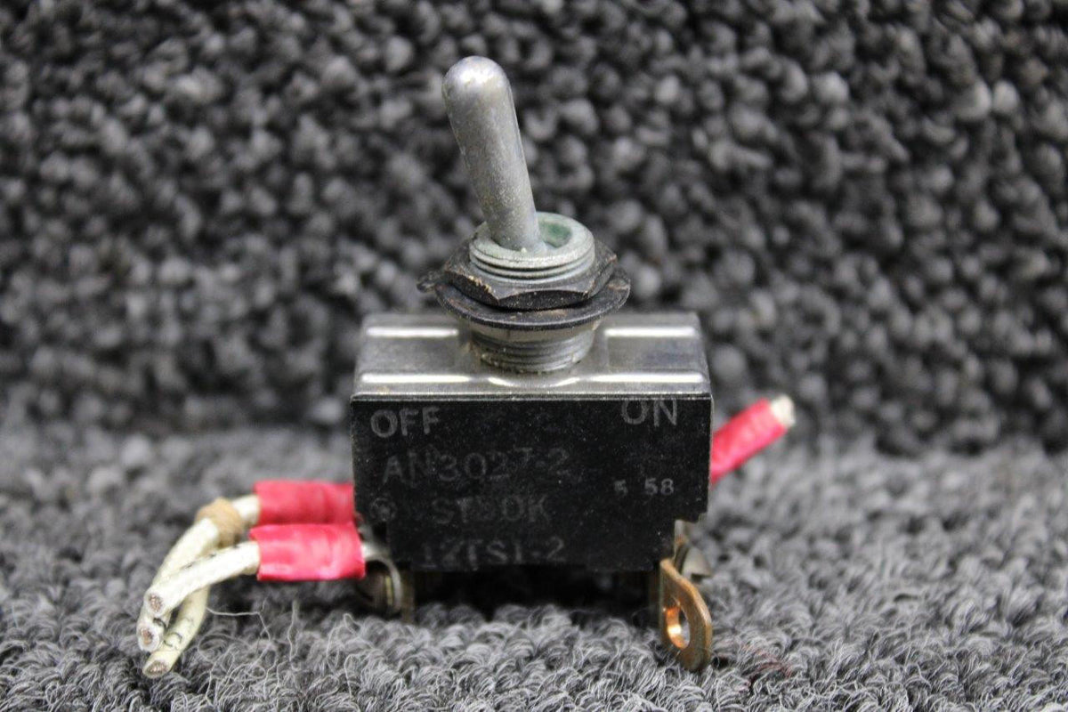 Micro AN3027-2 Micro Toggle Switch