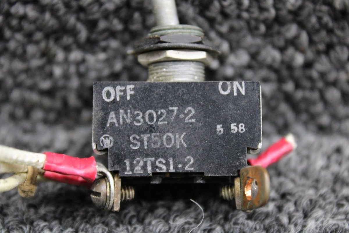 Micro AN3027-2 Micro Toggle Switch