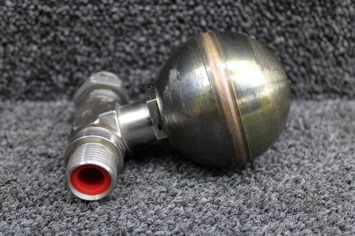 Cessna Aircraft Parts 9012760500-1, UR783J101006 Pulsation Damper with Suction Port
