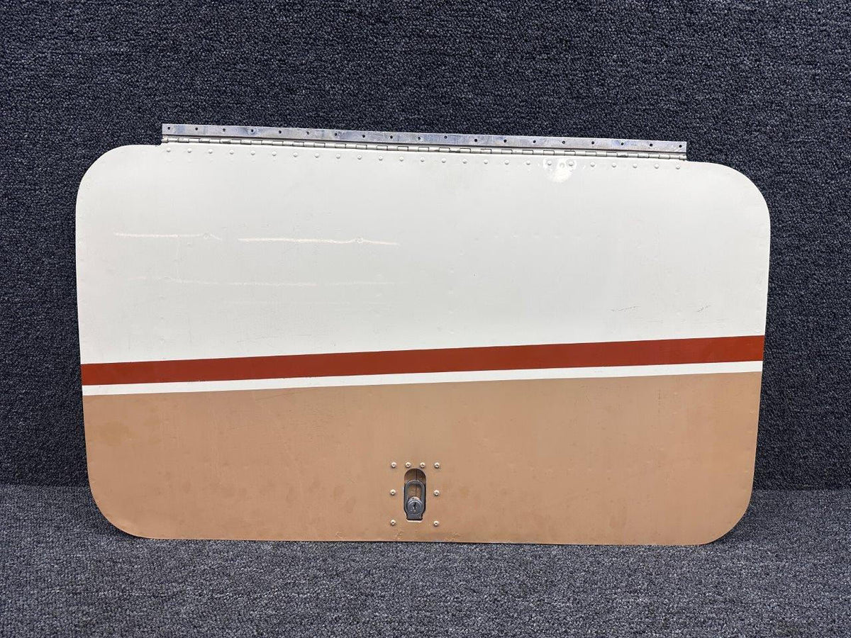 Cessna Aircraft Parts 1211141-8, 1211128-1 Cessna 210 Baggage Door Structure with Lock and Ring Pull