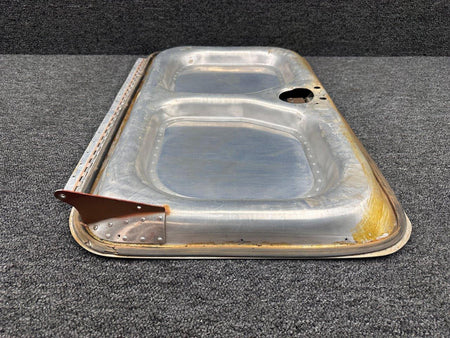 Cessna Aircraft Parts 1211141-8, 1211128-1 Cessna 210 Baggage Door Structure with Lock and Ring Pull