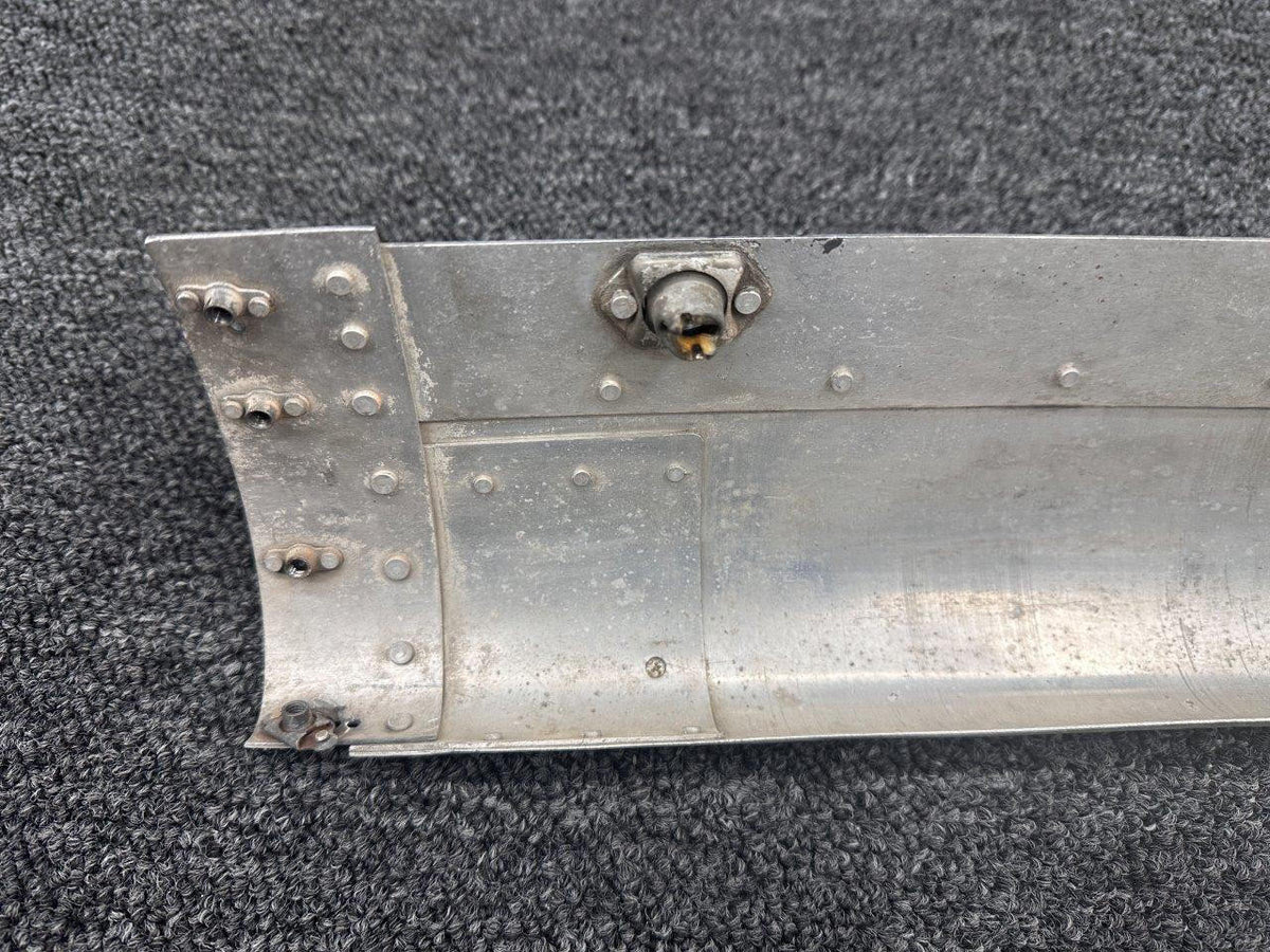 Cessna Aircraft Parts 1252010-4 Cessna 210 Nose Cap RH