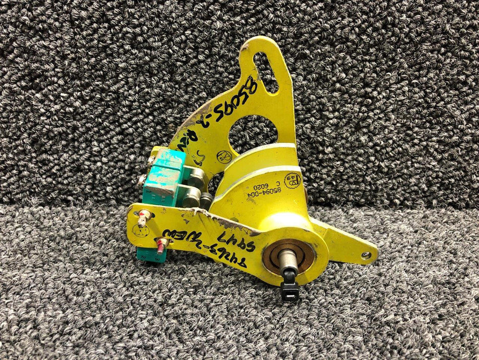 Piper Aircraft Parts 85020-003, 85095-002 Piper PA46-350P Flap Drive Support and Activator Cam Assy