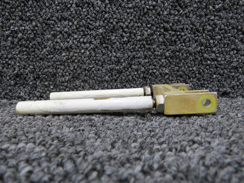 82997-002, 82998-002 Piper PA46-350P Elevator Trim Yoke with Rods