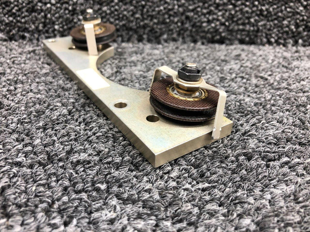 Piper Aircraft Parts 200-02428-0000 Piper PA46-350P Autopilot Control Bracket