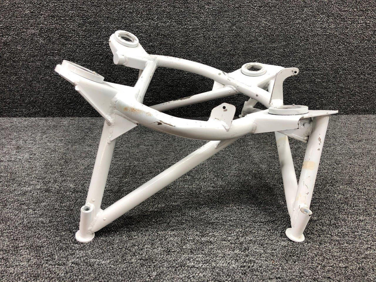 Continental Motors  96-910010-57 Continental IO-520-CB3 Engine Mount Assembly LH or RH (White)