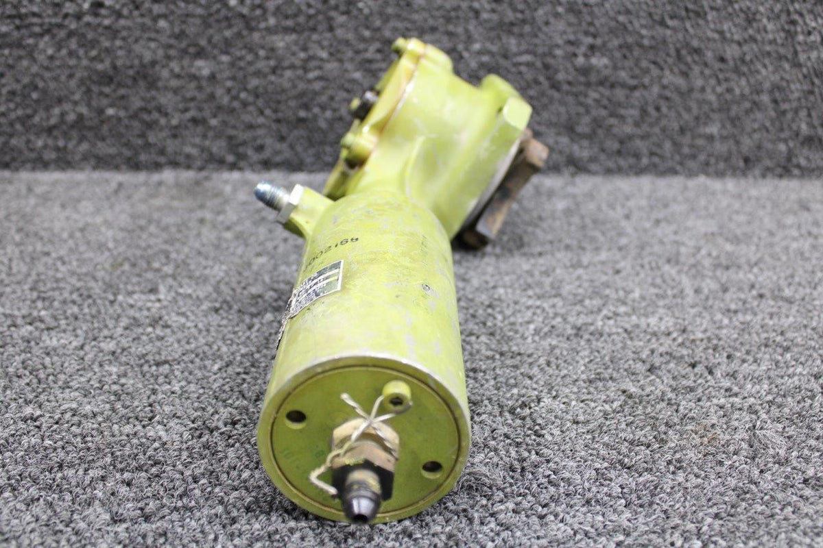 Cessna Aircraft Parts OAS2944-5 (Alt: 1280511-5) Cessna 210 Ozone Main Gear Actuator LH