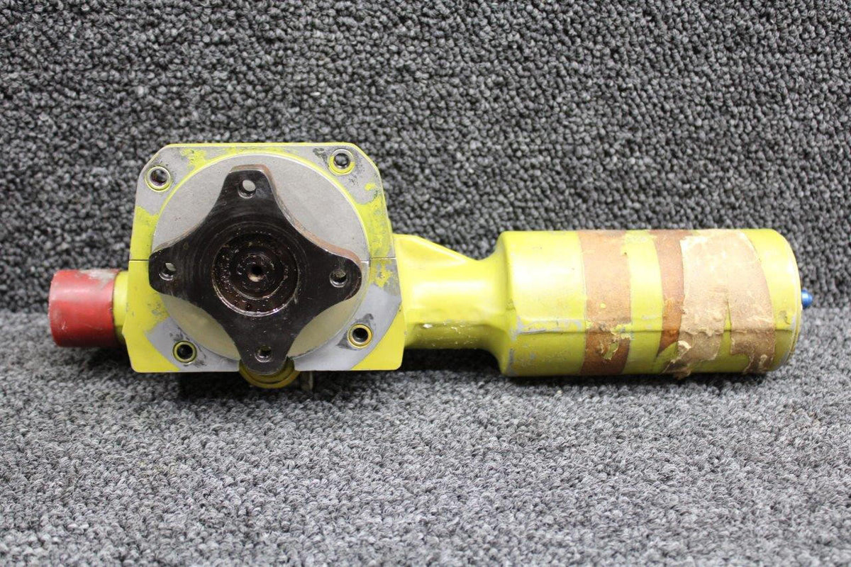 Cessna Aircraft Parts 1280501-2 (Use: 1280511-4) Cessna 210C Main Gear Actuator RH