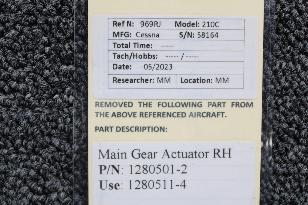 Cessna Aircraft Parts 1280501-2 (Use: 1280511-4) Cessna 210C Main Gear Actuator RH