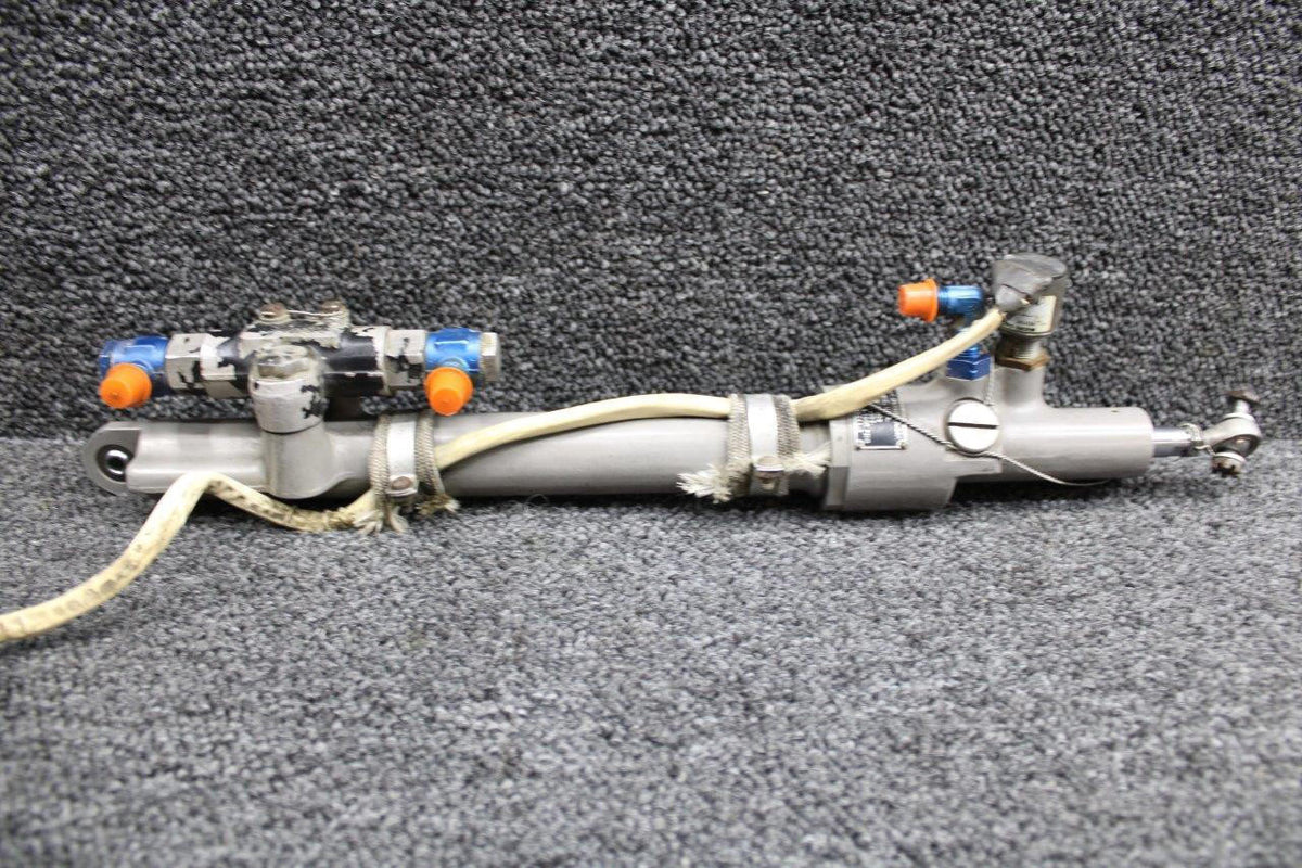 ronson 48C48608-102 (Alt:600085-2) Ronson Hydraulic Main Gear Door Actuator (Pitting)