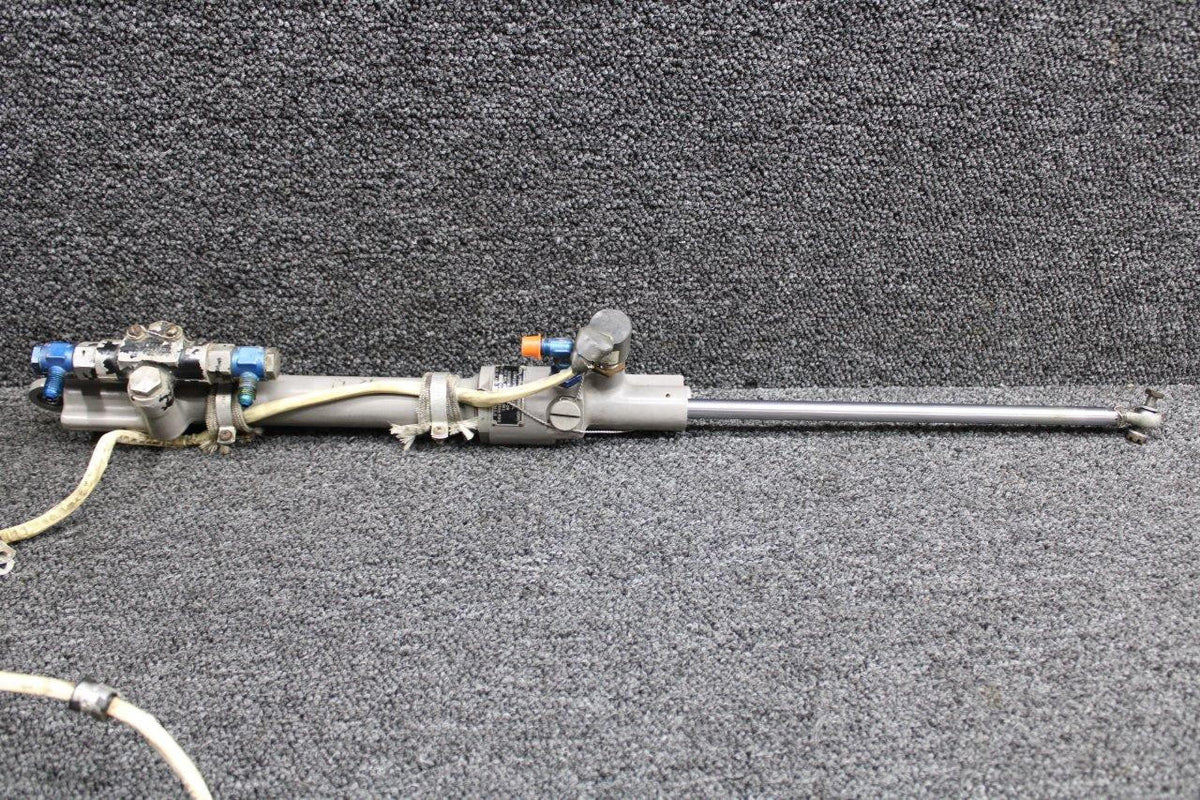 ronson 48C48608-102 (Alt:600085-2) Ronson Hydraulic Main Gear Door Actuator (Pitting)