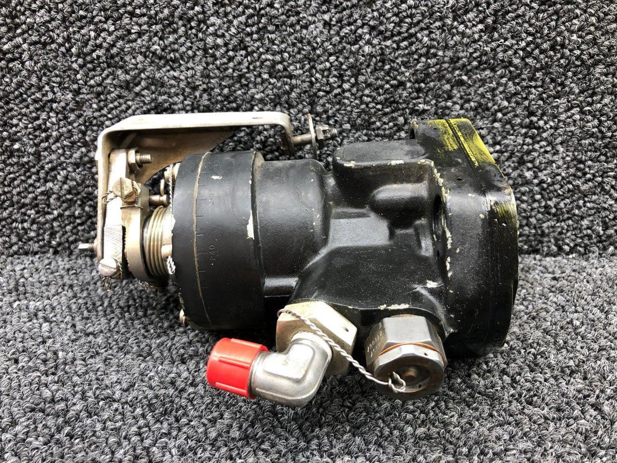 Woodward D210439B/E Continental IO-520-CB3 Woodward Prop Governor (Prop Struck, Core)
