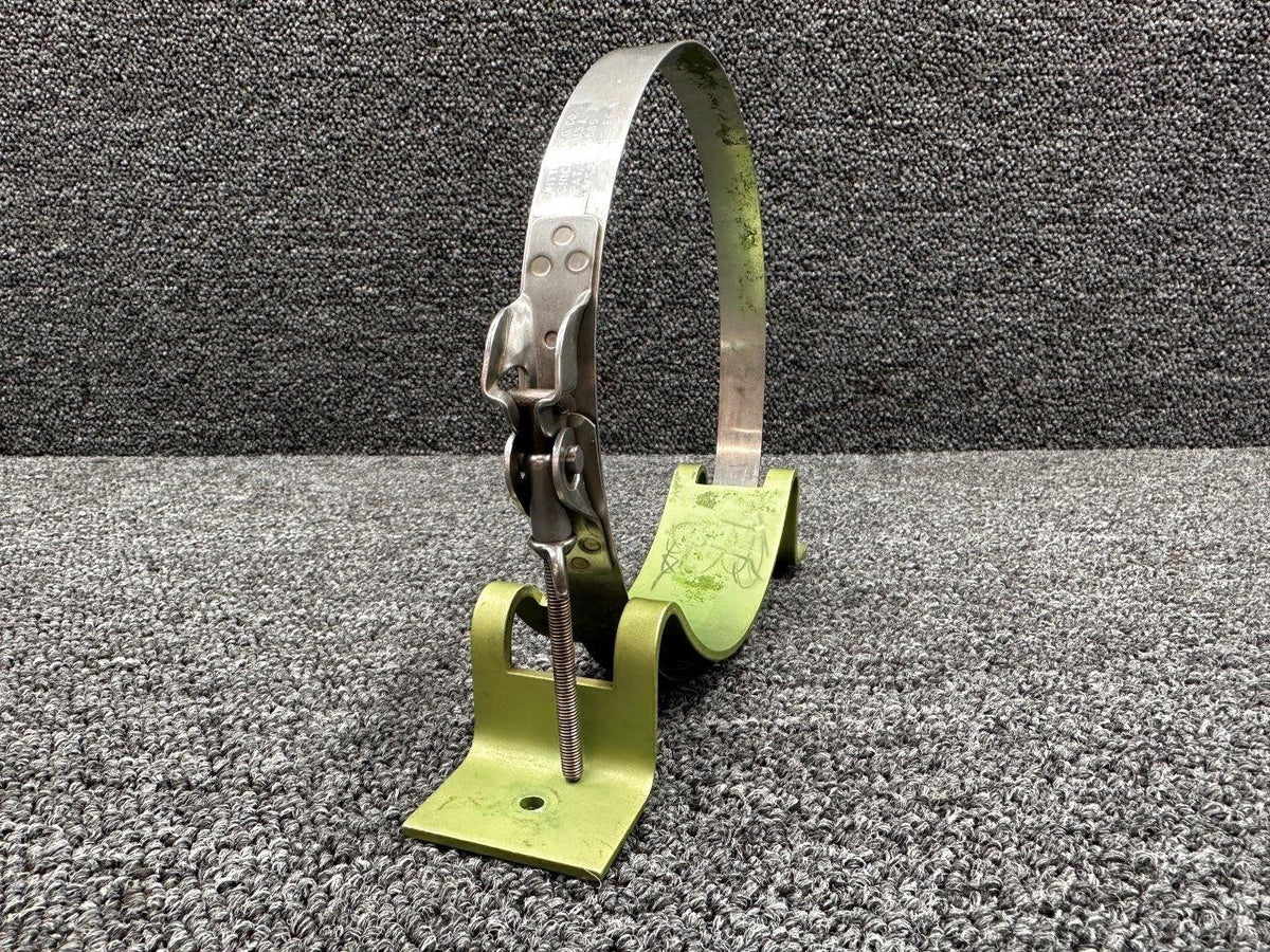 Wittek MS21920-56R Wittek Oxygen Bottle Clamp with Mount