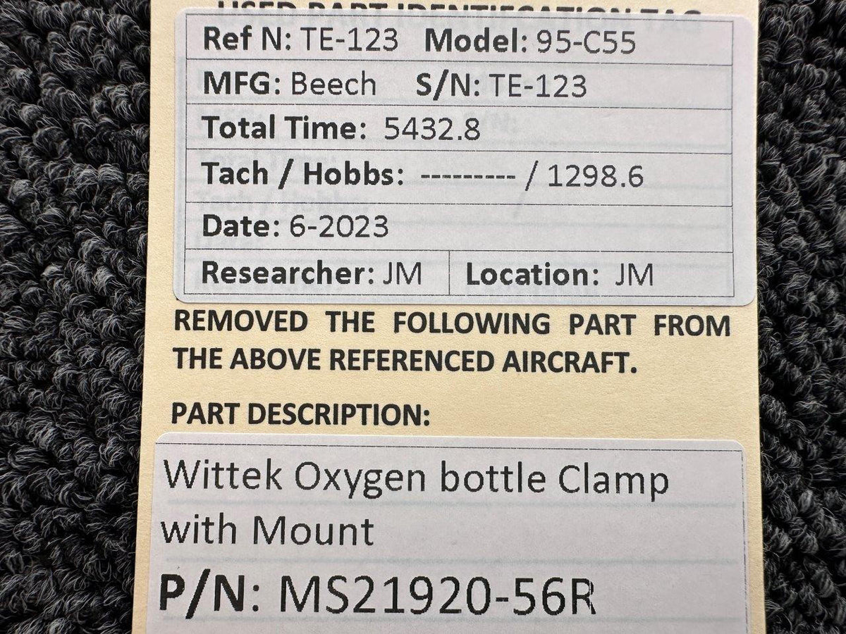 Wittek MS21920-56R Wittek Oxygen Bottle Clamp with Mount