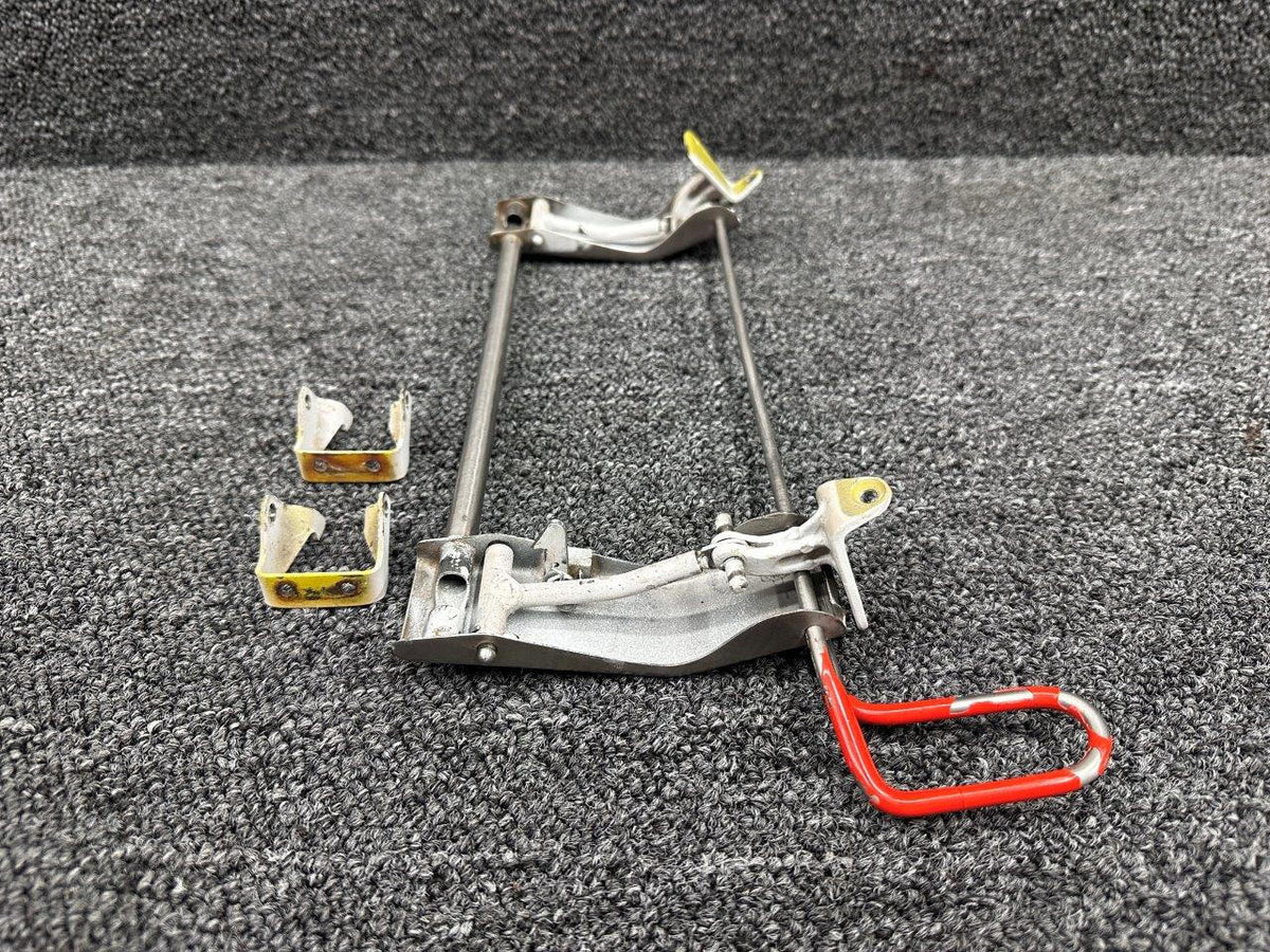 Beechcraft Parts 35-410291-632 Beech 95-C55 Emergency Window Latch RH with Supports and Links