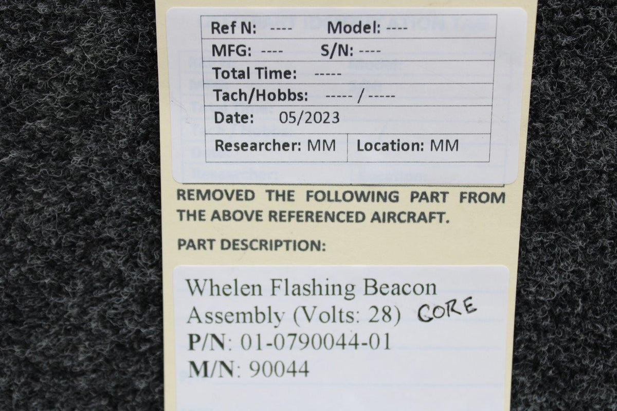 Whelen 01-0790044-01 Whelen 90044 Flashing Beacon Assembly (Volts: 28) (Core)