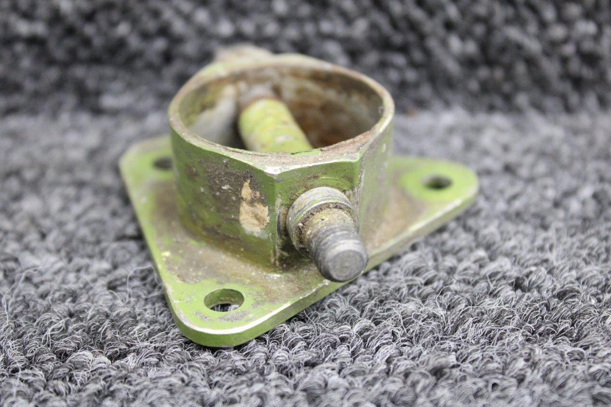 Cessna Aircraft Parts 5035005-5 (Alt: 5035005-3) Cessna 414 Elevator Fitting LH