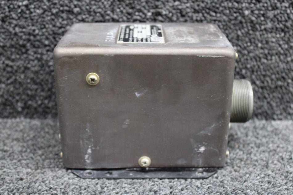 Lear Siegler 51539-002A Lear Siegler Inc DC Generator Control Unit (Volts: 28) (Amps: 10)