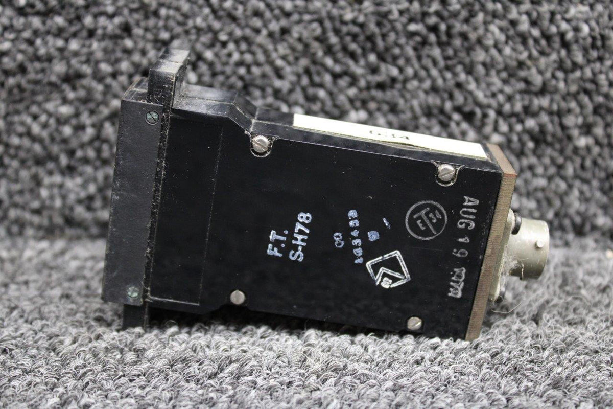 Learjet 820-597 (Alt: 6608210-10) Hickok Learjet 35A Wing Temperature Indicator