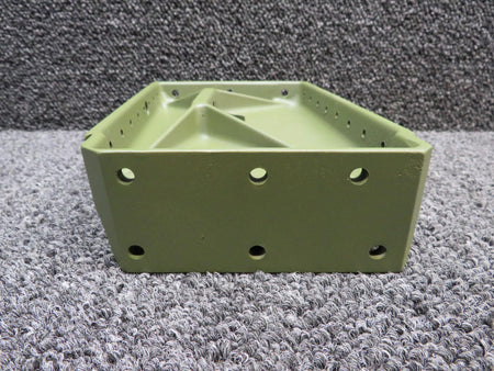 Cessna Aircraft Parts 0541122-2 Cessna 172G Main Gear Support Inboard RH (Zinc Chromated)