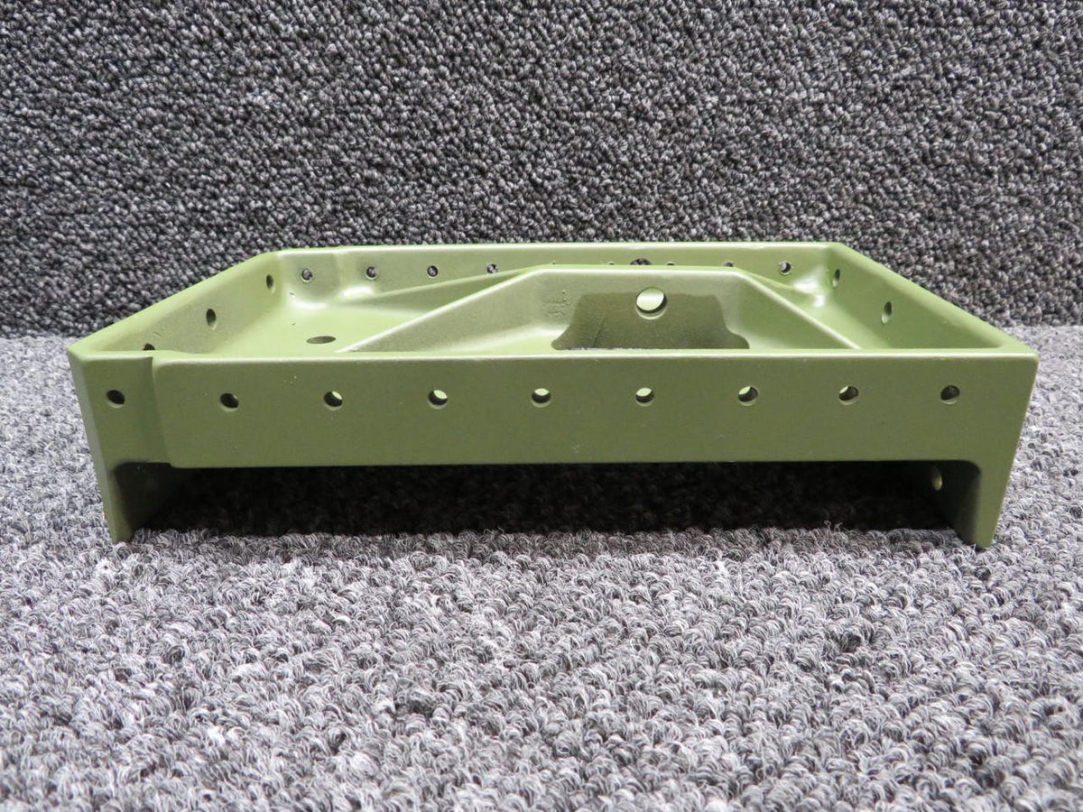 Cessna Aircraft Parts 0541122-2 Cessna 172G Main Gear Support Inboard RH (Zinc Chromated)
