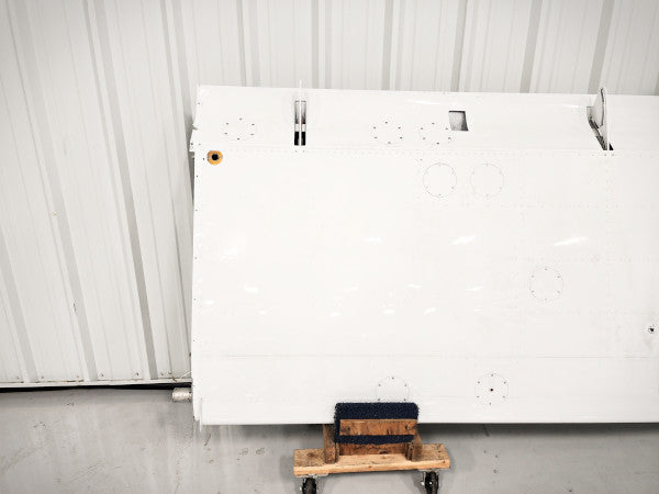 1220002-32 Cessna 210 Wing Structure Assembly RH (Hail Damage)
