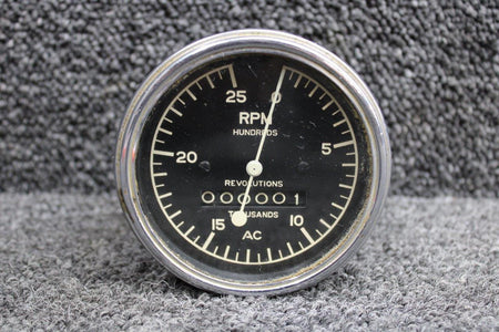 GMC Tachometer Indicator (Hours: .1)