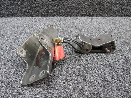 Does Not Apply C-40029, C-40179 De-Ice Bracket and Block Assembly