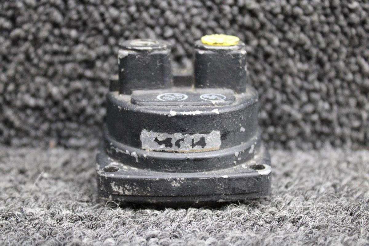 Aircraft Instrument and Development Inc 27-4000 Aircraft Instrument and Development Inc Suction Indicator