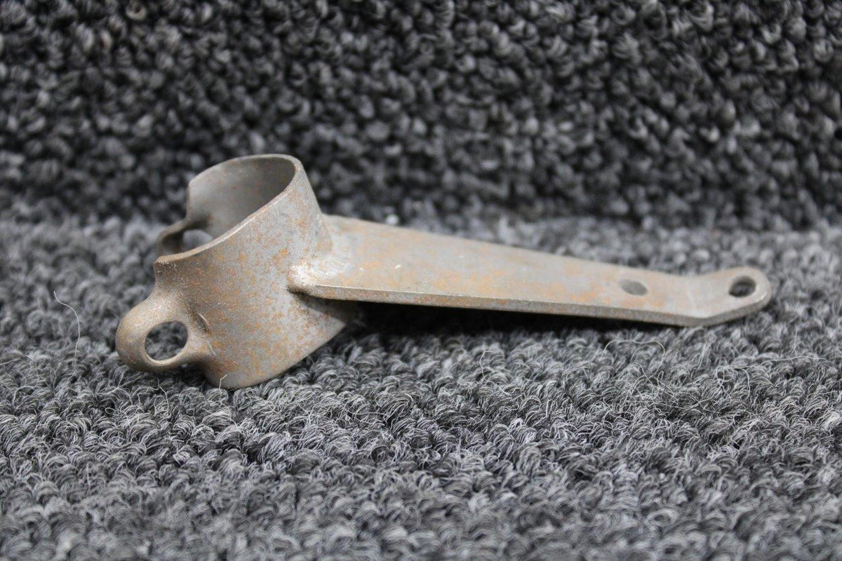 Mooney Aircraft Parts & Accessories 550015-003 Mooney M20 Main Gear Door Support LH