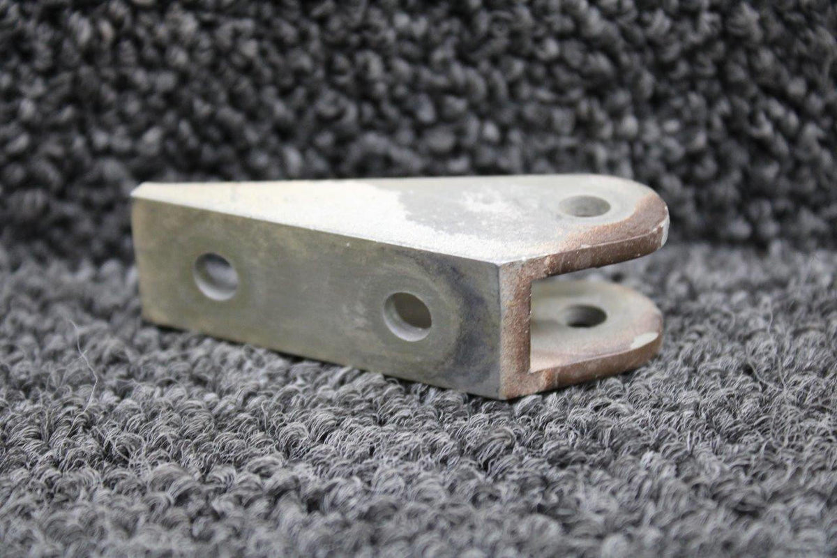 Mooney Aircraft Parts & Accessories 230011-000 Mooney M20 Aileron Hinge Bracket