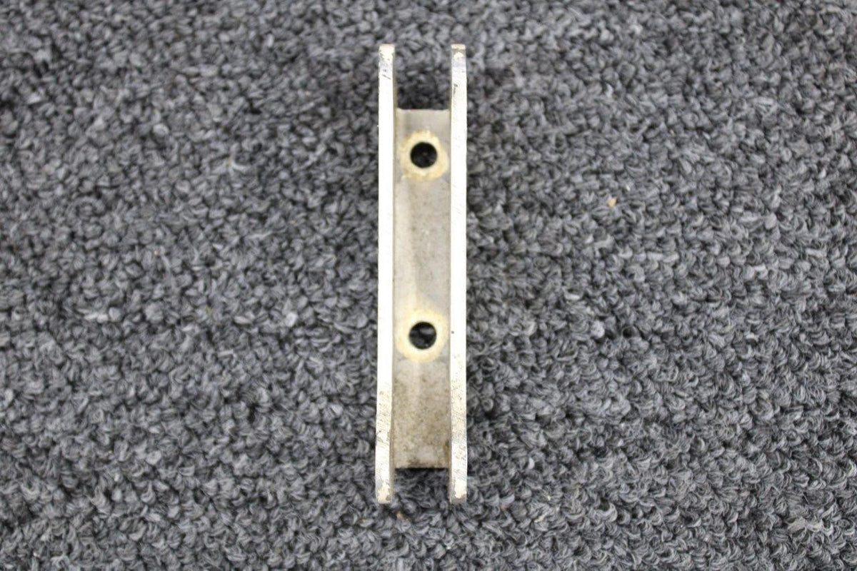 Mooney Aircraft Parts & Accessories 230015-015 Mooney M20 Aileron Hinge Inboard