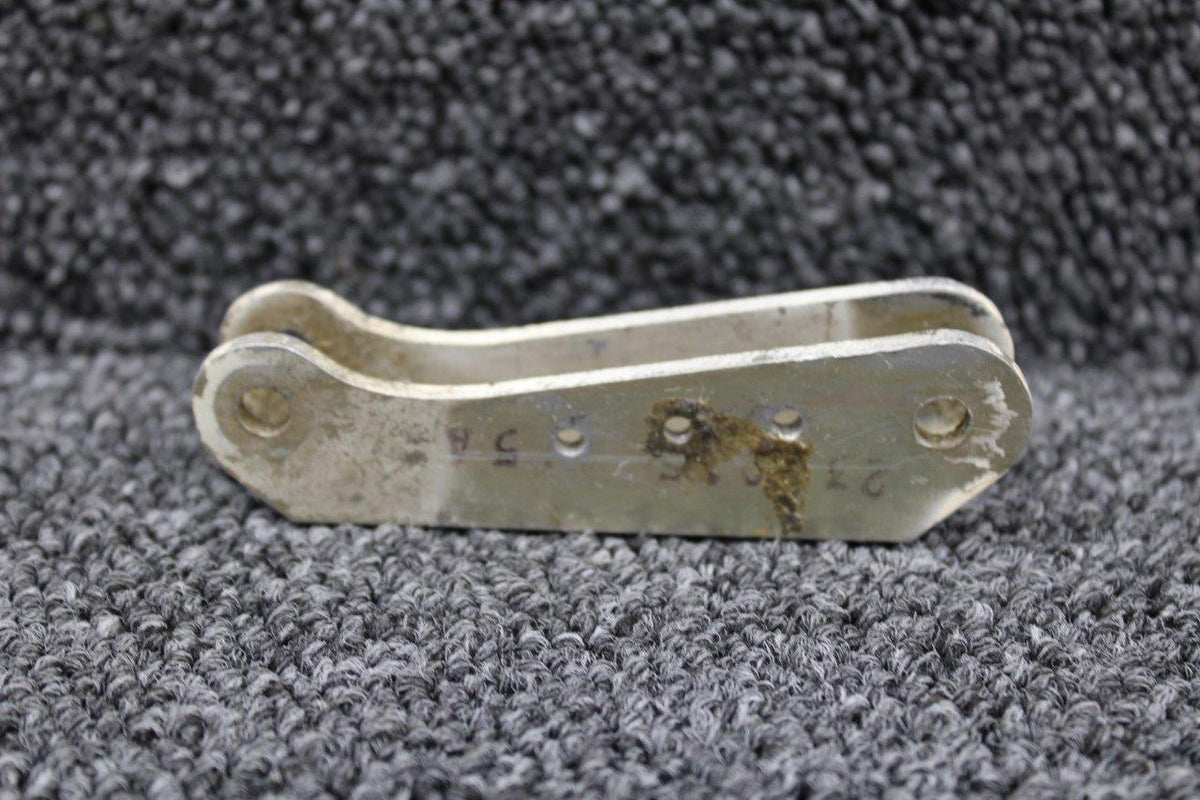 Mooney Aircraft Parts & Accessories 230015-015 Mooney M20 Aileron Hinge Inboard